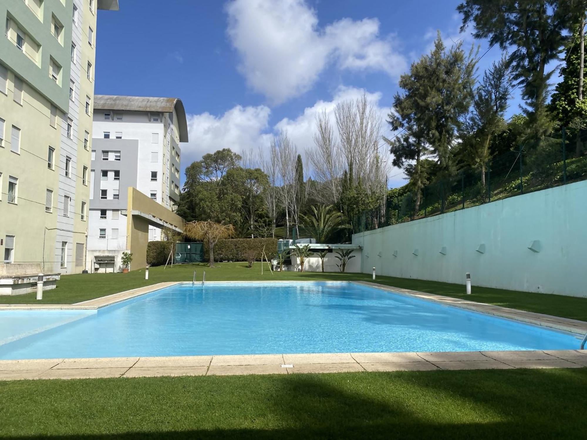 Apart T3 Com Piscina Tenis Ginasio E Parq Infant Lisboa Ngoại thất bức ảnh